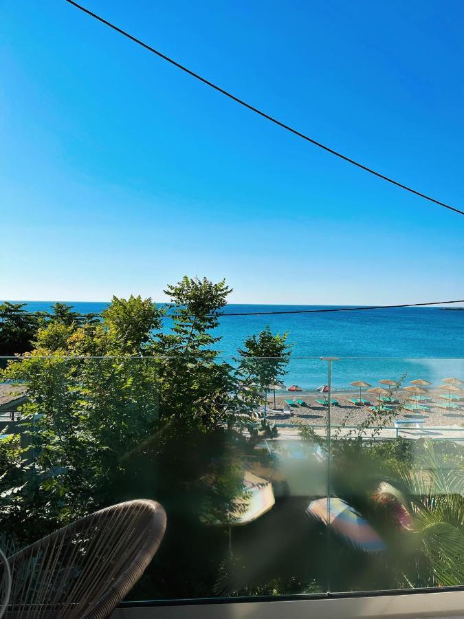 ארכאנגלוס Delfini Beach Hotel & Suites מראה חיצוני תמונה