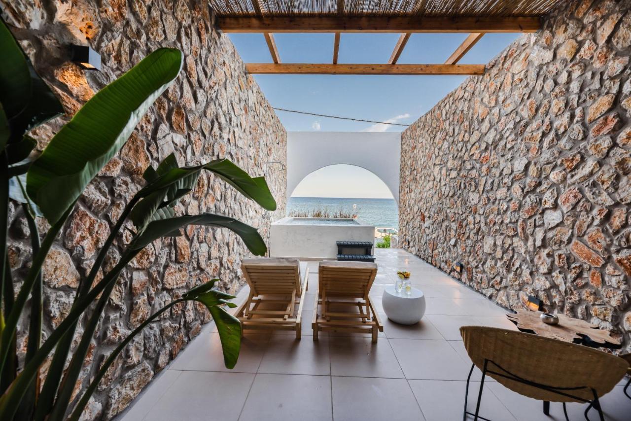 ארכאנגלוס Delfini Beach Hotel & Suites מראה חיצוני תמונה