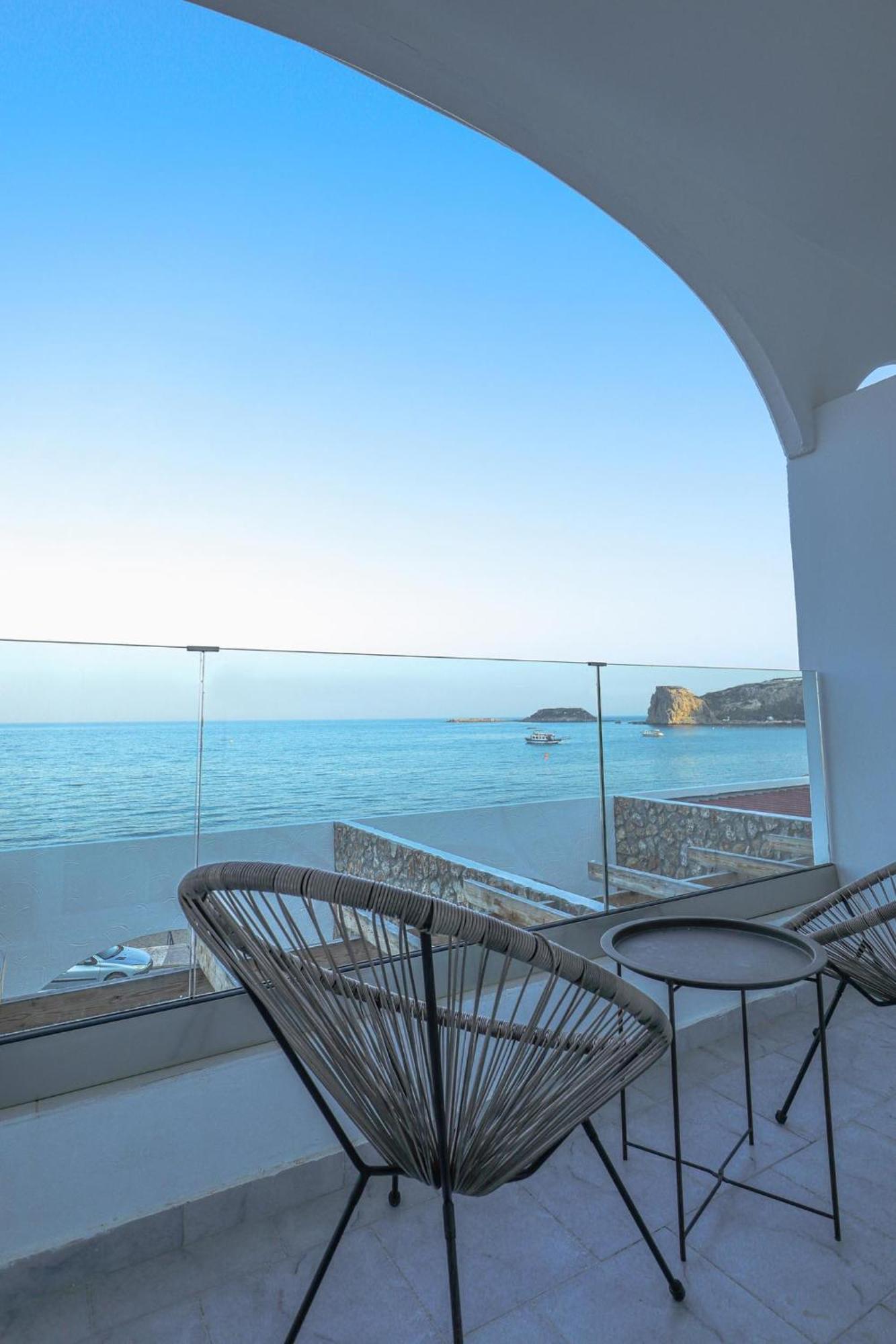 ארכאנגלוס Delfini Beach Hotel & Suites מראה חיצוני תמונה