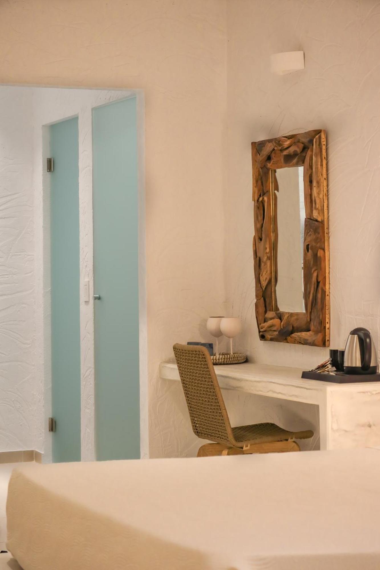 ארכאנגלוס Delfini Beach Hotel & Suites מראה חיצוני תמונה